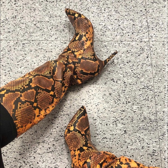 Steve Madden Kinga Knee High Boots - Picture 2 of 4